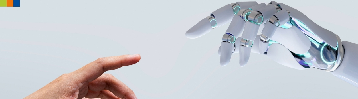 KI und Mensch Hände